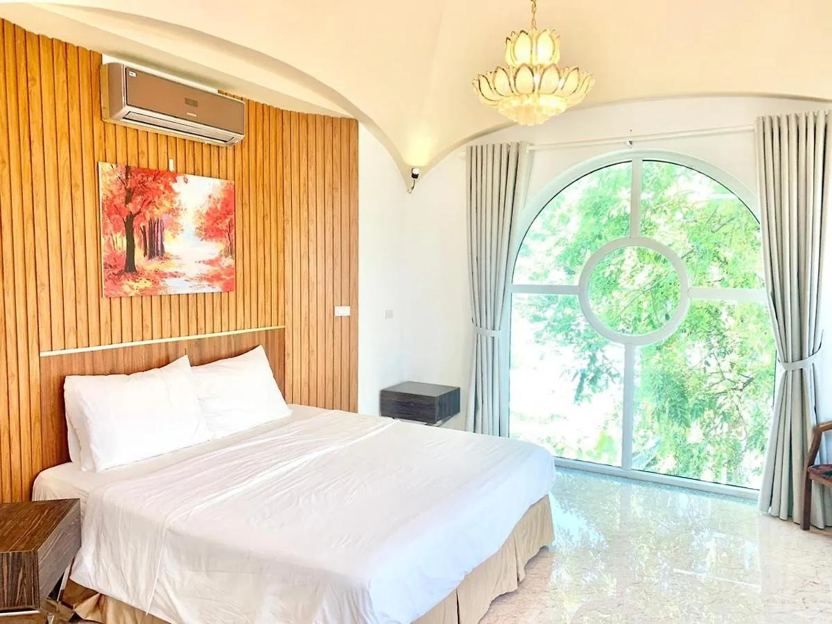 Benzen Villas Nha Trang