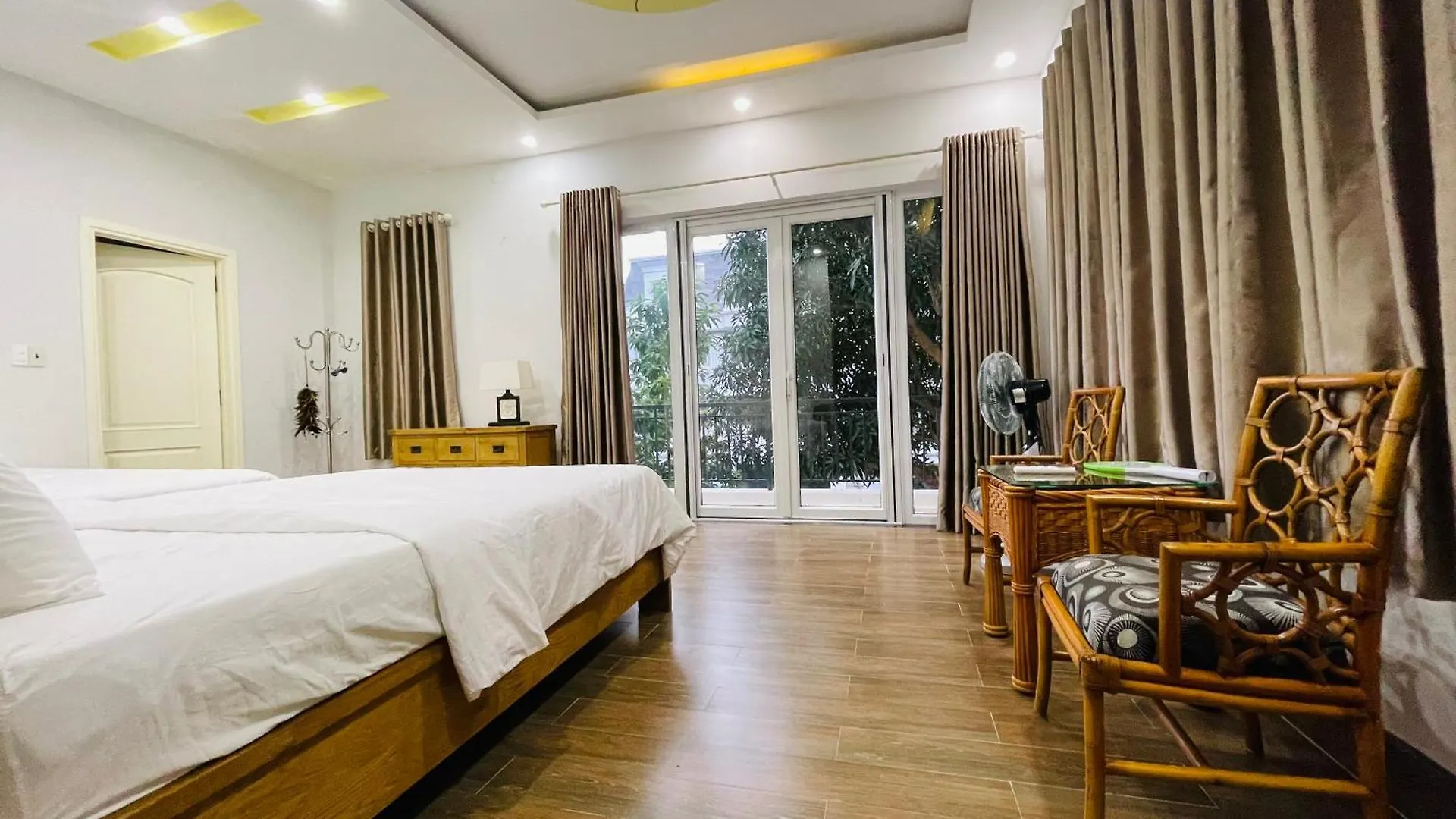 Benzen Villas Nha Trang