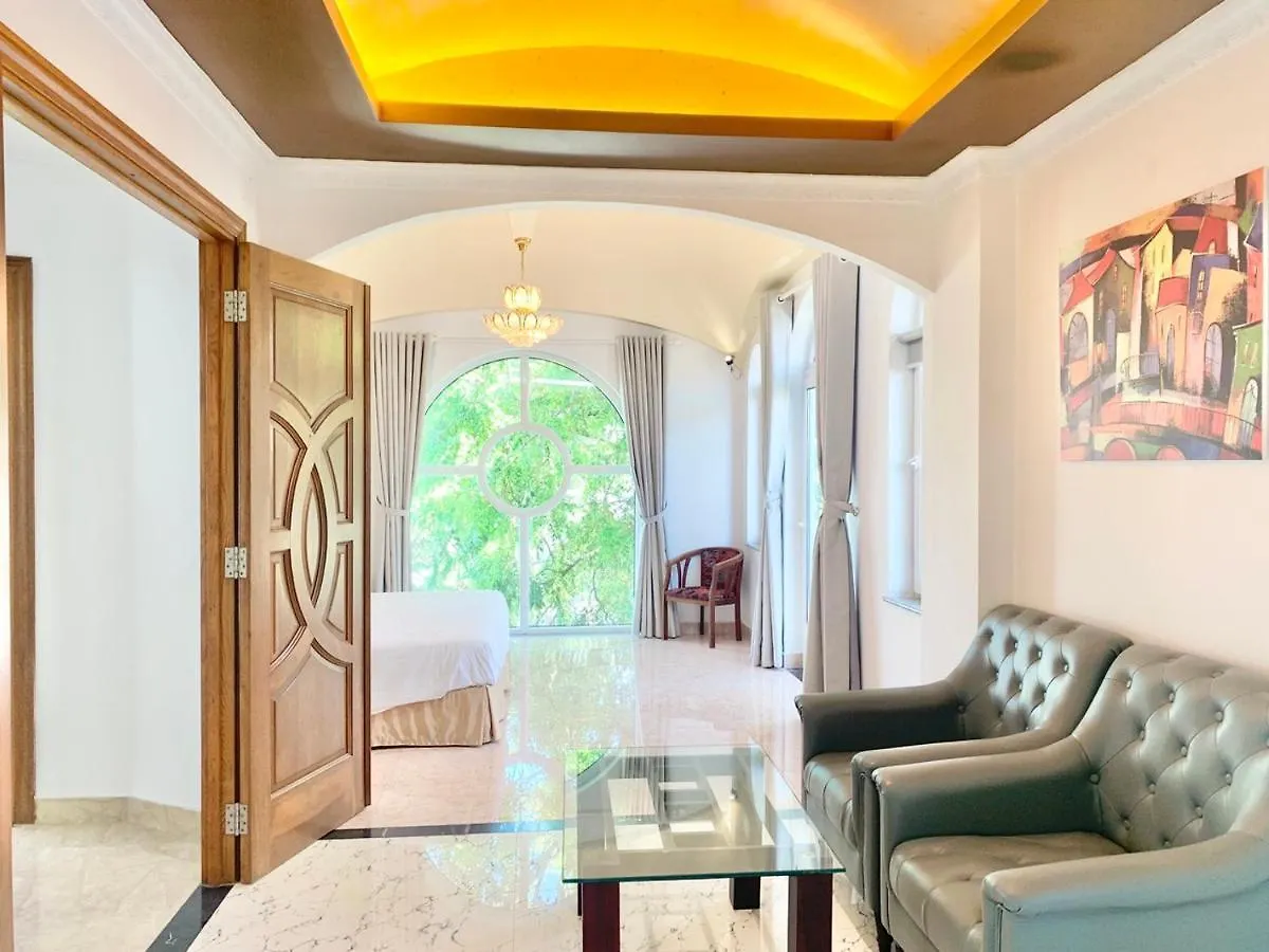 Benzen Villas Нячанг